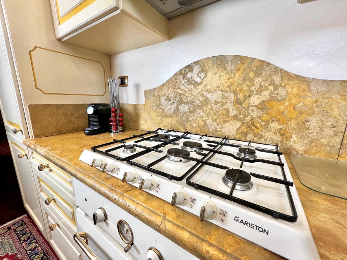 Luxury House - Foppa61 Apartment Милано Екстериор снимка